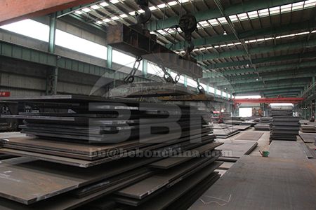 15CrMo hot rolled alloy structure steel plate price  per ton